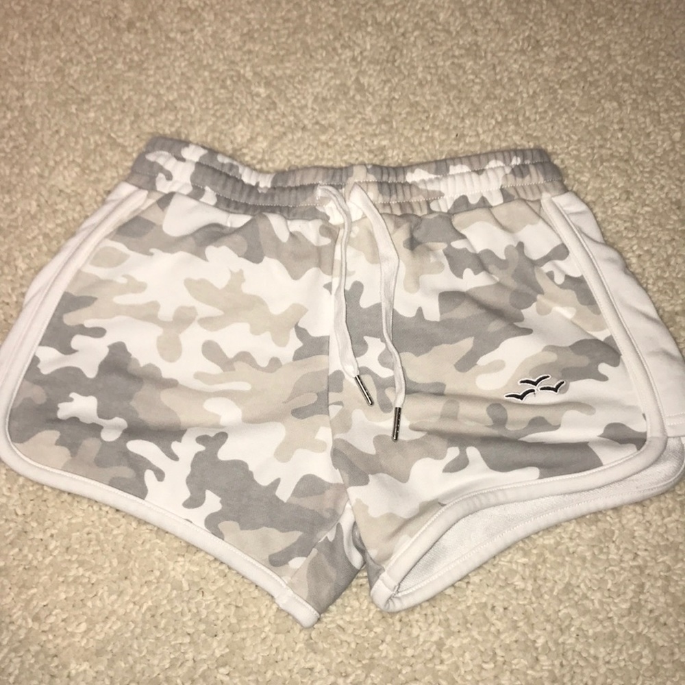 Camo lazy pants sweat shorts